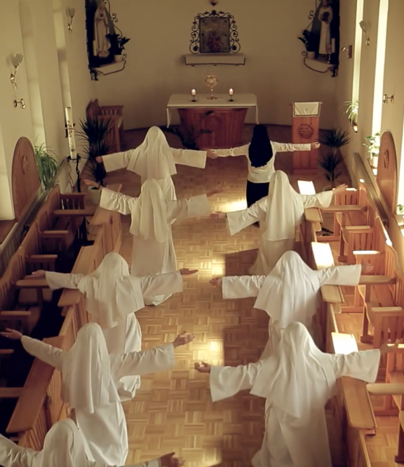 Engesztelés az Oltáriszentség előtt